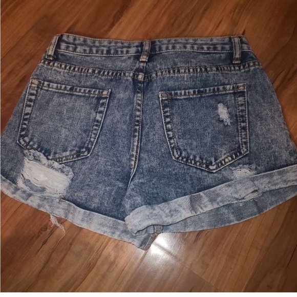Shein jean shorts - Picture 2 of 2